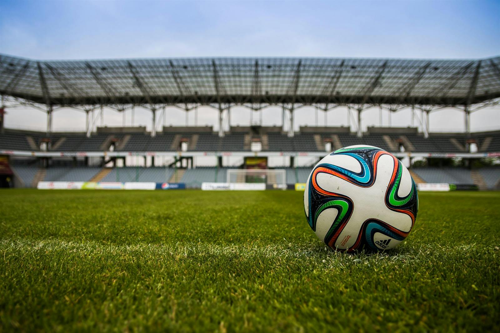 官方彩票APP · 竞彩